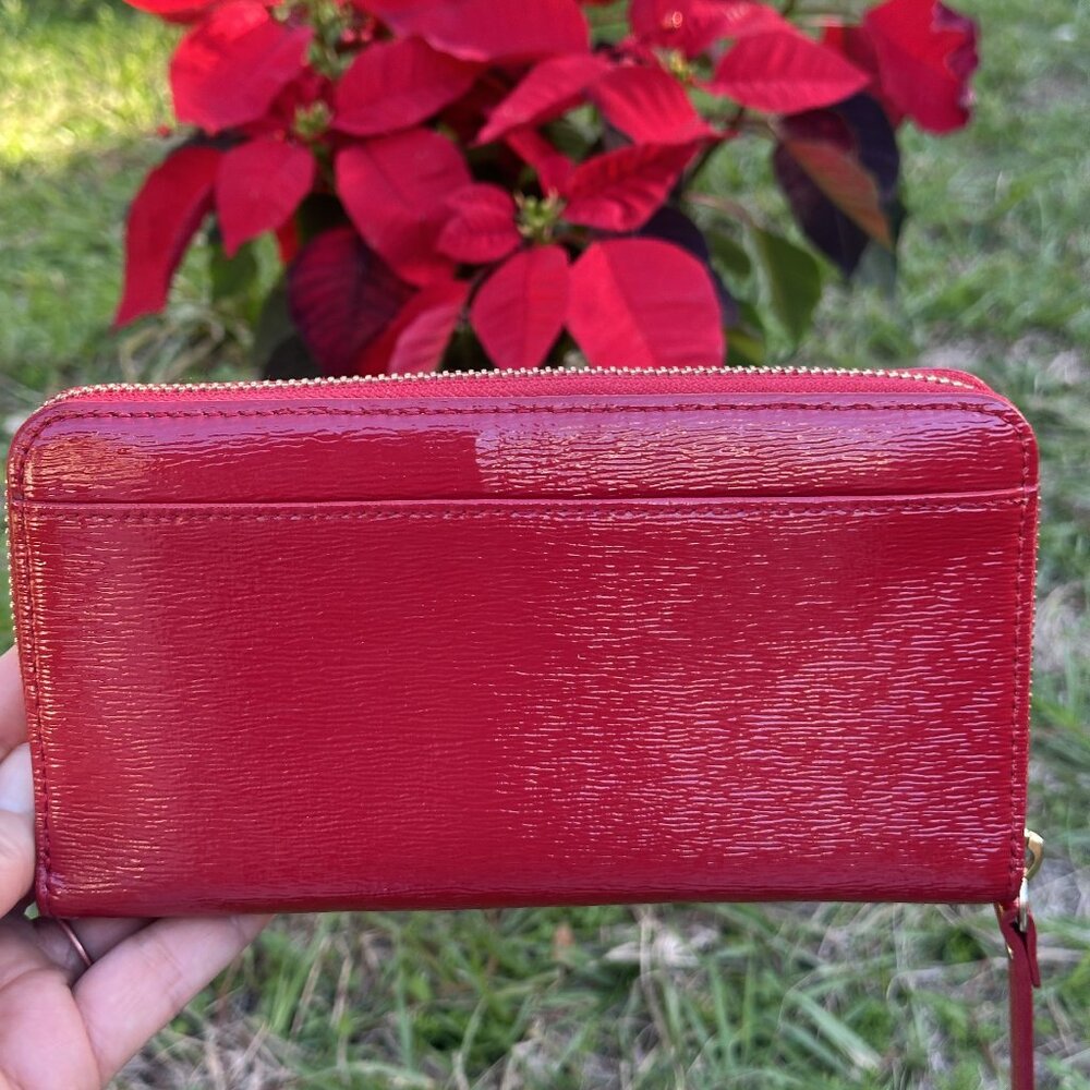 Kate Spade Cedar Street Lacey Patent Leather Red Wallet - Picture 2 of 16